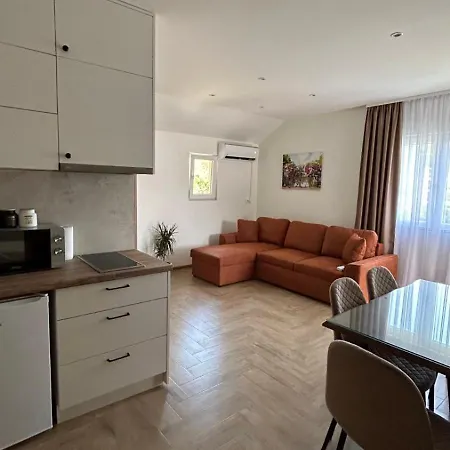 Apartmani Radmanovic Tivat Exterior photo